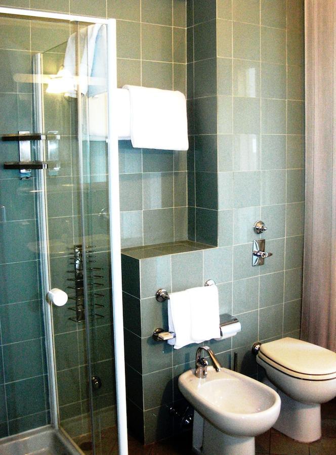Foresteria Monti Apartment Милано Стая снимка