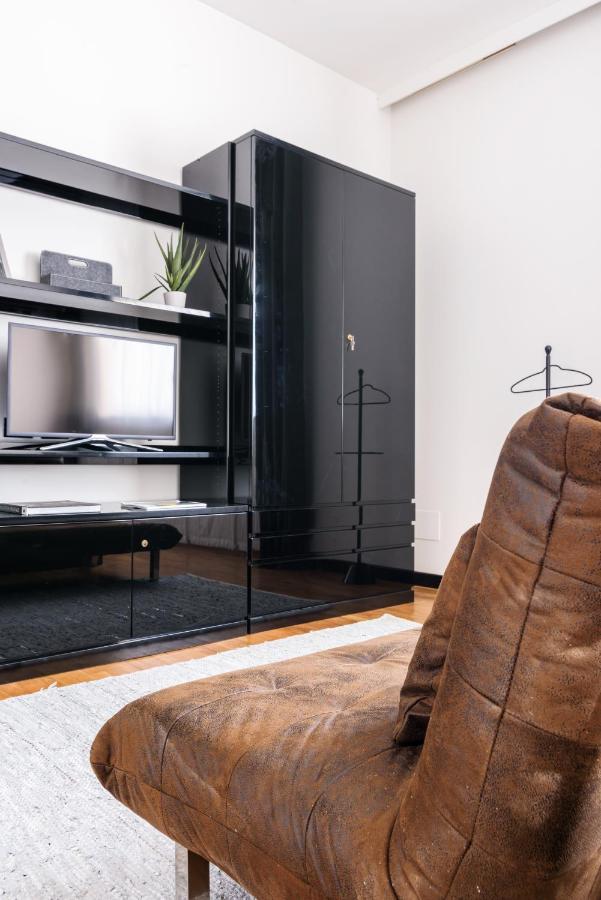 Foresteria Monti Apartment Милано Екстериор снимка