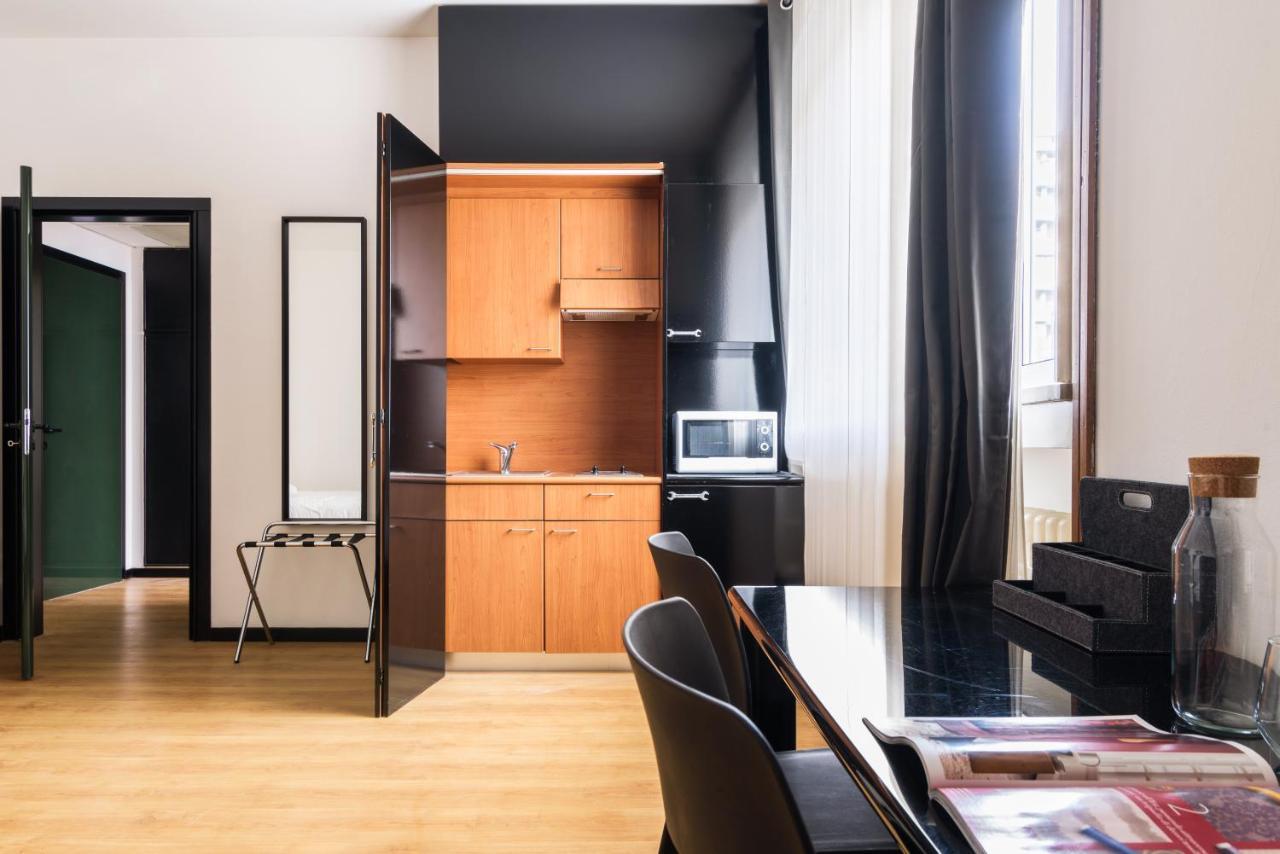 Foresteria Monti Apartment Милано Екстериор снимка